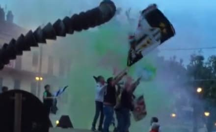 RIVAROLO - I tifosi della Juve festeggiano lo scudetto - VIDEO