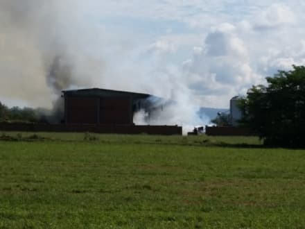 MAPPANO-BORGARO - Un grosso incendio devasta un'azienda agricola - FOTO e VIDEO