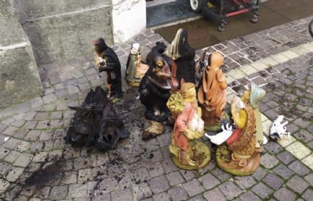IVREA - A fuoco il presepe nella chiesa di San Maurizio - FOTO