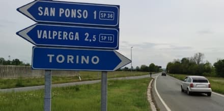 SAN PONSO-VALPERGA - «I vigili multano fuori territorio sulla provinciale»: automobilisti pronti al ricorso