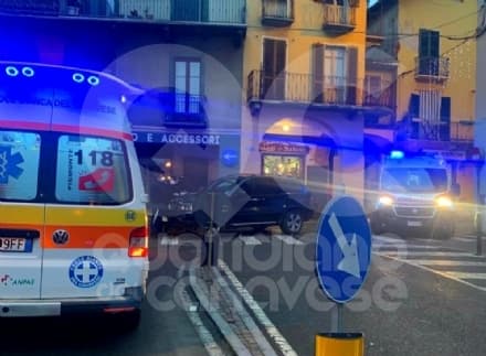 CASTELLAMONTE - Travolto sulle strisce pedonali in largo Talentino: 75enne trasportato in ospedale