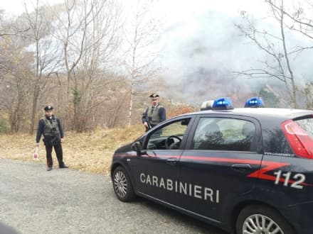 ALLARME INCENDI - Ultime ore di emergenza: Aib e carabinieri pattugliano i boschi contro i piromani