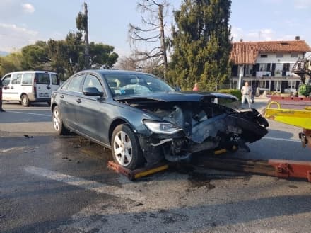 OZEGNA-SAN GIORGIO - Incidente stradale: due automobilisti feriti