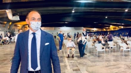 COVID - In Piemonte 20mila operatori sanitari non vaccinati. Cirio: «Non escluso il licenziamento»