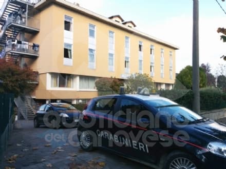 RIVAROLO CANAVESE - Botte al titolare dell'hotel Europa, già scarcerato l'autore delle aggressioni. La Lega segnala il caso al Ministro dell'Interno