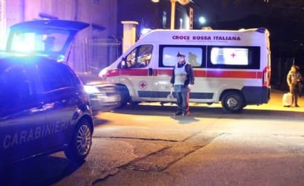 FAVRIA - Si schianta contro un palo: ragazzo ferito in ospedale