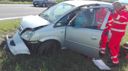 IVREA - Scontro auto-tir: una donna ricoverata in ospedale - FOTO