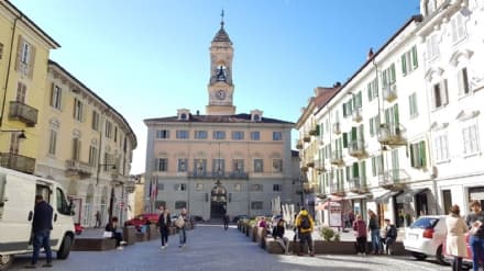 IVREA - Dal Comune in arrivo nuovi contributi per le attività colpite dal Covid-19