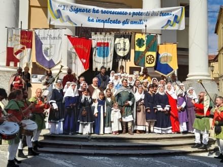 CUORGNE' - Giovani cavalieri, tamburini e arcieri crescono: il Torneo di Maggio pronto al gran finale - FOTO