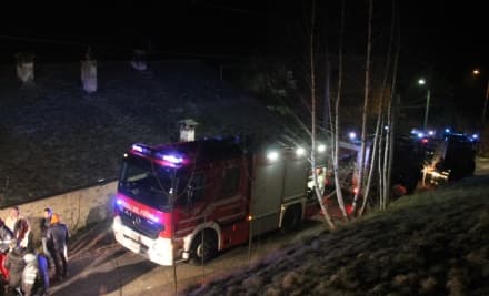 ALICE SUPERIORE - Furioso incendio devasta un'abitazione