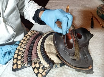 AGLIE' - Al castello si restaurano le armature giapponesi