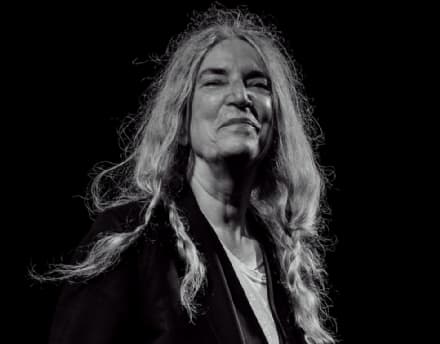 MUSICA – Patti Smith, la «sacerdotessa» in Italia