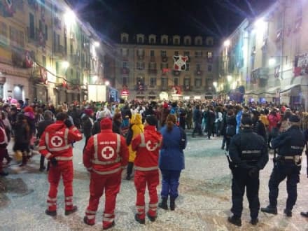 IVREA - Giovedì grasso: due denunciati e 18 interventi del 118