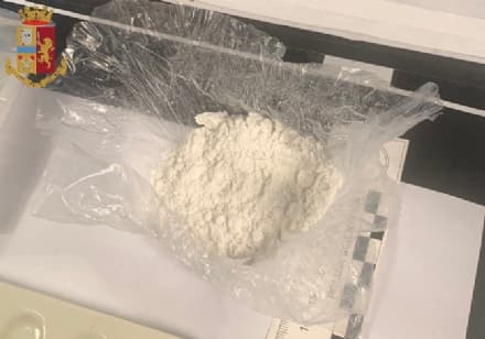 PIVERONE - Pensionato pusher arrestato dalla polizia: viaggiava in auto con la cocaina da vendere