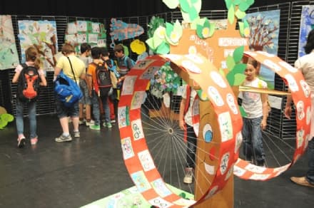 AMBIENTE - Le scuole d'Ivrea e Montalto Dora premiate per «A scuola camminando»