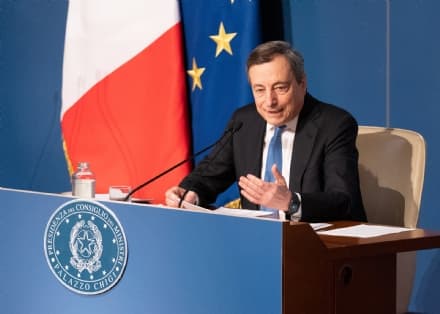 ONDATA OMICRON - Vaccino obbligatorio per gli over 50: via libera del Governo - LE NUOVE REGOLE