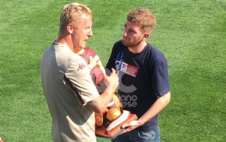 CALCIO - La ceramica di Castellamonte per il capitano del Toro, Kamil Glik - FOTO