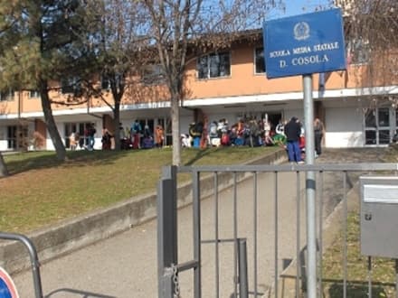 CHIVASSO - Torna la ZTL scolastica in via Blatta e via I Maggio