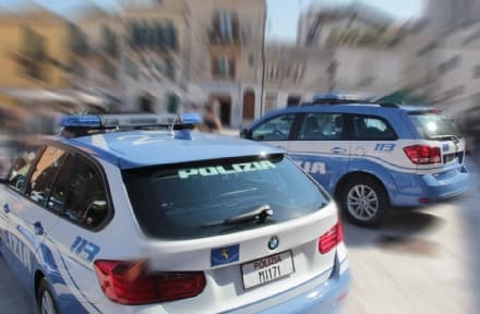 CANAVESE - Furti di auto ed escavatori: la polizia stradale arresta quattro persone a Ivrea - VIDEO
