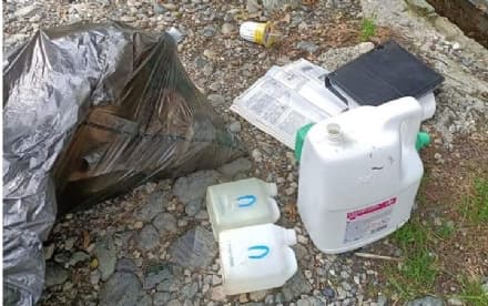 CANDIA-SALERANO - Rifiuti abbandonati ovunque: lo sdegno e la rabbia dei sindaci - FOTO