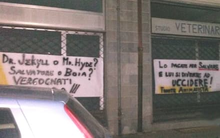 CALUSO - BLITZ DEL FRONTE ANIMALISTA CONTRO IL VETERINARIO CACCIATORE - FOTO