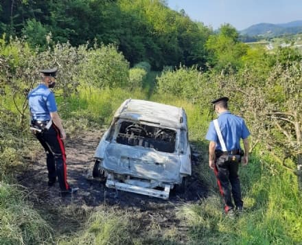 CHIVASSO - Cadavere carbonizzato in auto: servirà l'analisi del Dna per confermare l'identità della vittima