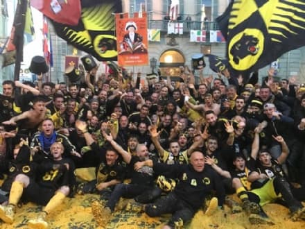 CARNEVALE DI IVREA - VINCE LA PANTERA NERA! SECONDI I DIAVOLI, TERZI I TUCHINI DEL BORGHETTO