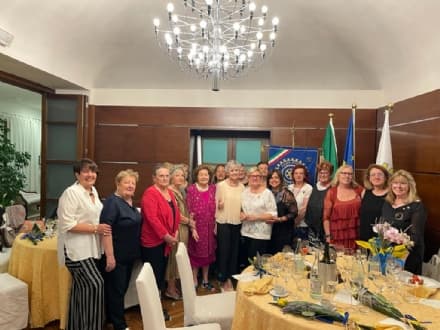 CANAVESE - Patrizia Rosboch nuova presidente Inner Wheel Cuorgnè e Canavese