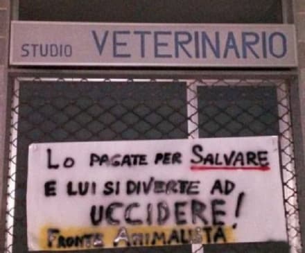 CALUSO - L'Enpa a gamba tesa sul veterinario cacciatore: «Va radiato»