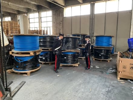 BORGARO - Nell'azienda spuntano 25 tonnellate di rame rubato