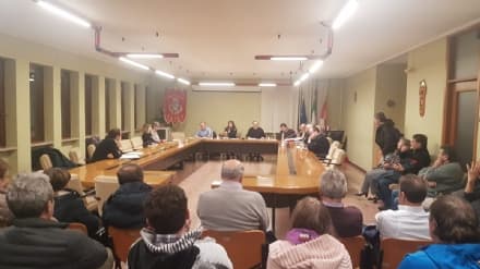 LOCANA - Consiglio comunale caldo: Bruno Mattiet fa ricorso al Tar