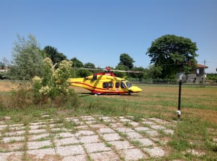 SALERANO - Grave incidente stradale: feriti due motociclisti