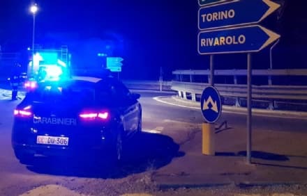 CASTELLAMONTE - 52enne di Cuorgnè vuole suicidarsi con i gas di scarico della propria auto: salvato in extremis dai carabinieri