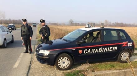 VOLPIANO - Nascosti nel Tir per raggiungere l'Italia: due ragazzini trovati dai carabinieri a bordo di un rimorchio