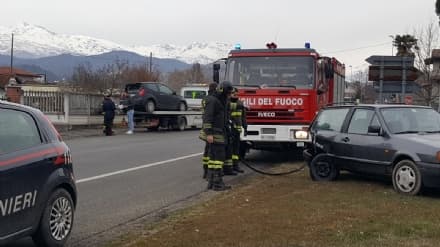 CASTELLAMONTE - Incidente stradale all'incrocio per Torre Canavese - FOTO