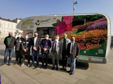 INGRIA - Dal Canavese un tour in tutta Italia con il camper di Asproflor per far fiorire il paese