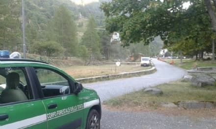 VALLE SOANA - Allarme per un vasto incendio boschivo nel Parco nazionale del Gran Paradiso - FOTO