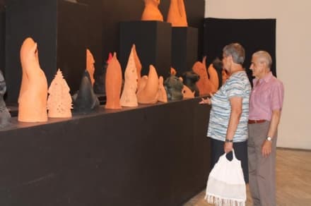 CASTELLAMONTE - Mostra della ceramica prorogata al 27