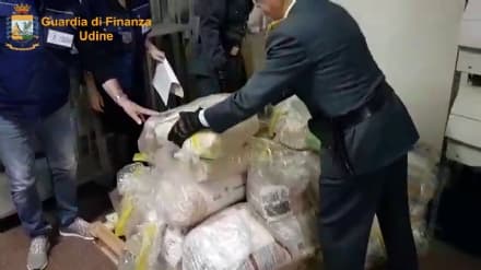 IVREA - Contrabbando di pellet contraffatto: arrestato un imprenditore eporediese di 65 anni