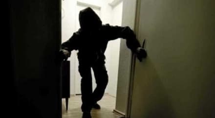 FAVRIA - Ladri acrobati svaligiano le case. Il sindaco avverte residenti