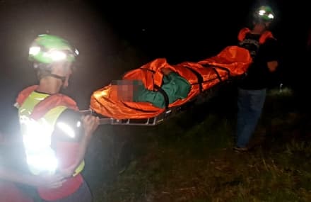 TRAVERSELLA - Cade nel torrente e resta bloccato: salvato dal soccorso alpino