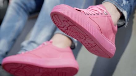 AMBIENTE - Le scarpe di chewing gum
