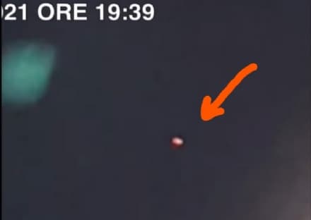TORINO - Ufo di Santo Stefano: il video diventa virale. Gli esperti: «Arrivate tante segnalazioni» - VIDEO