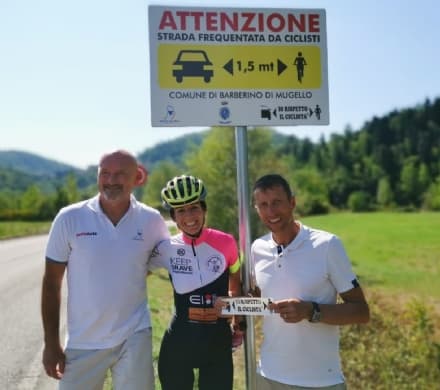 IVREA - Parte il Giro d'Italia, riparte Paola Gianotti per la sicurezza dei ciclisti sulle strade