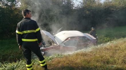 MAPPANO - Incidente stradale: auto prende fuoco - FOTO