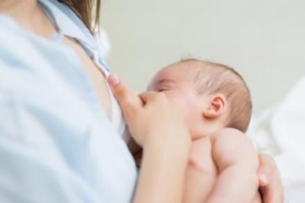 INGRIA - Mom's mamme on line per sostenere l'allattamento al seno