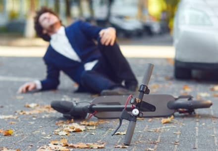 MOBILITA' - Monopattini, nel 2020 un incidente ogni 3 giorni