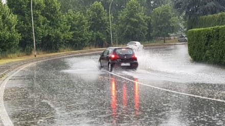 CANAVESE - Allerta meteo per temporali, forte vento e grandine