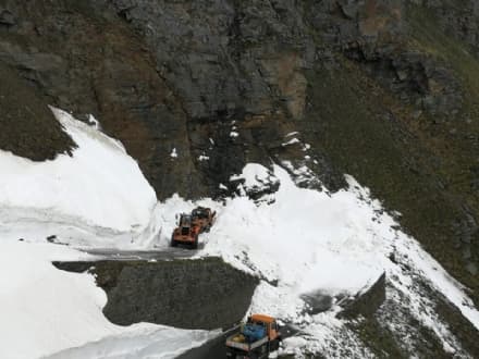 CERESOLE REALE - Ancora neve abbondante: riapre la strada per il Nivolet, ma solo fino al Serrù - FOTO