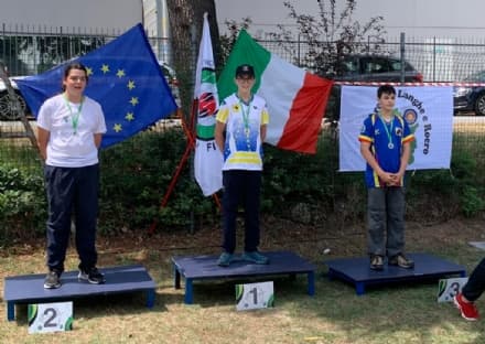 CUORGNE' - Il giovane arciere Andrea Fenoglio Gaddò è campione regionale targa - FOTO